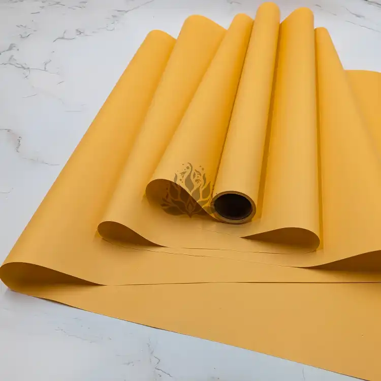 052 YELLOW GOLD 3.png