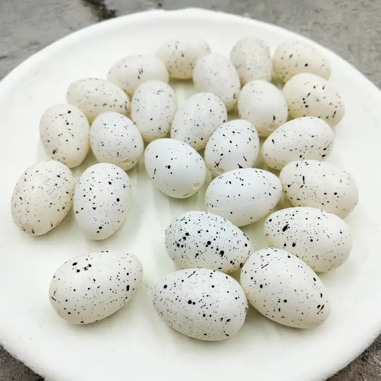 Jajko 4cm (op. 24szt.) TJ215-01 2.png