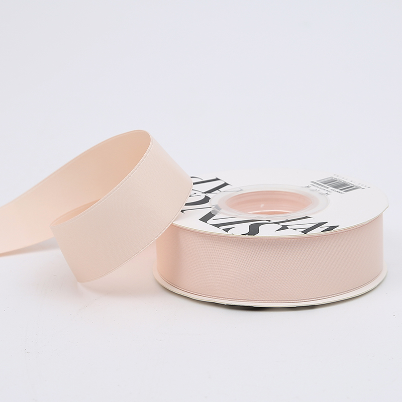 Ruban floral Satiné – Rose clair – Rouleau 2,5cmx18m