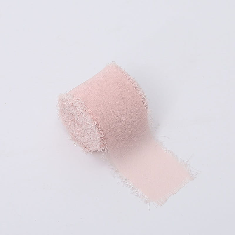 Ruban floral – Chiffon – Rose poudré – Rouleau 4 cm x 4,5 m